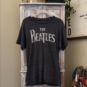 The Beatles Vintage-Style Graphic Tee - Charcoal